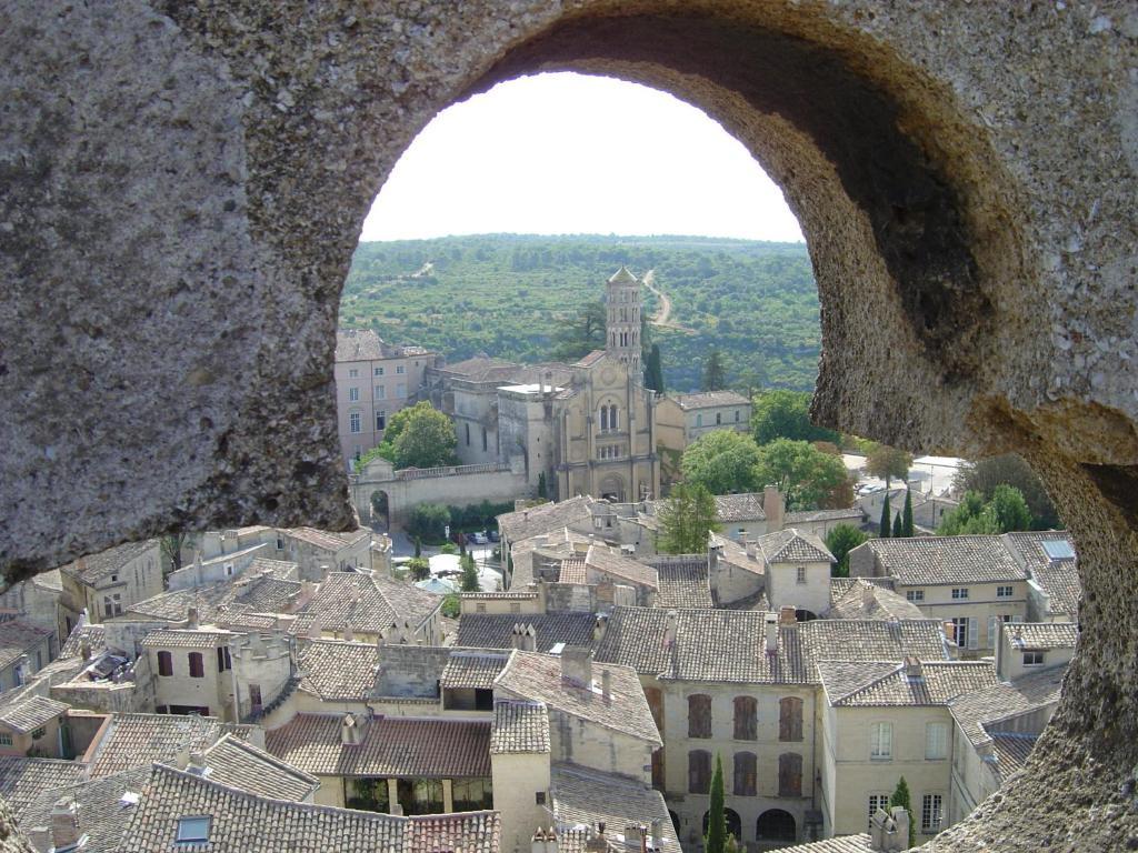 Uzes Appart Hotel Residence Le Mas Des Oliviers Exteriör bild